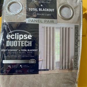 Eclipse Duotech Total Blackout 2-Panels 52'' X 84'' Maddox Linen 1568555
